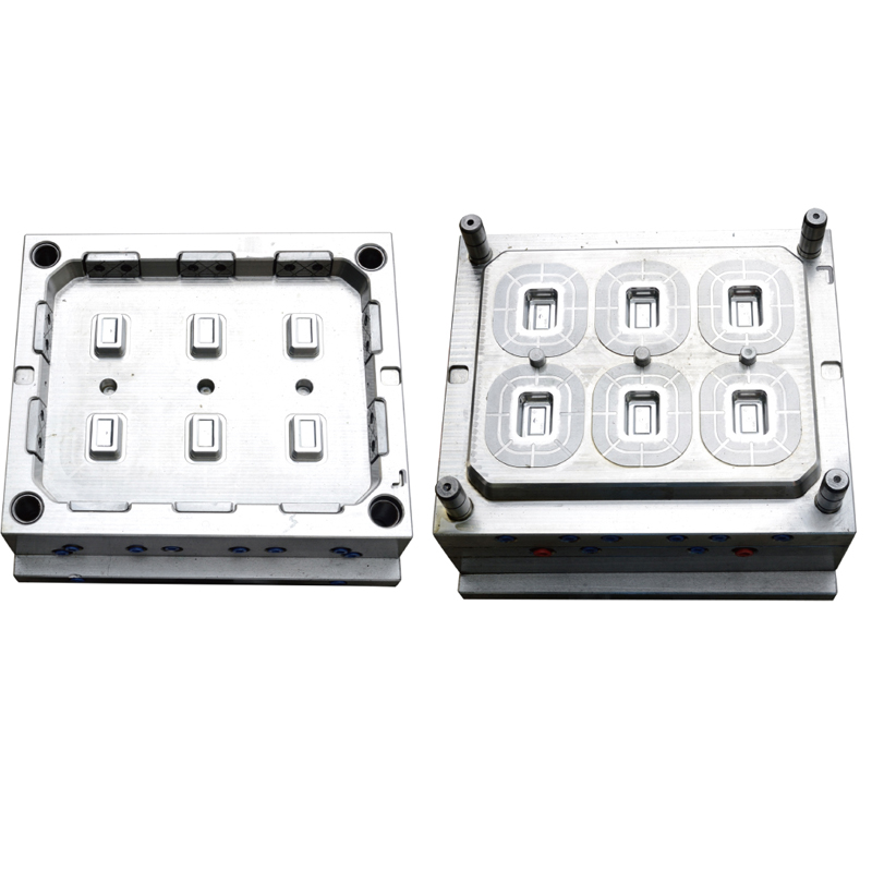 Thin wall mould for small size transparent packing box