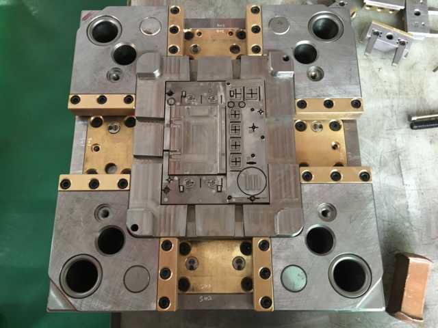 China injection molding factory