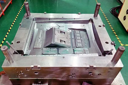 Plastic mold polishing